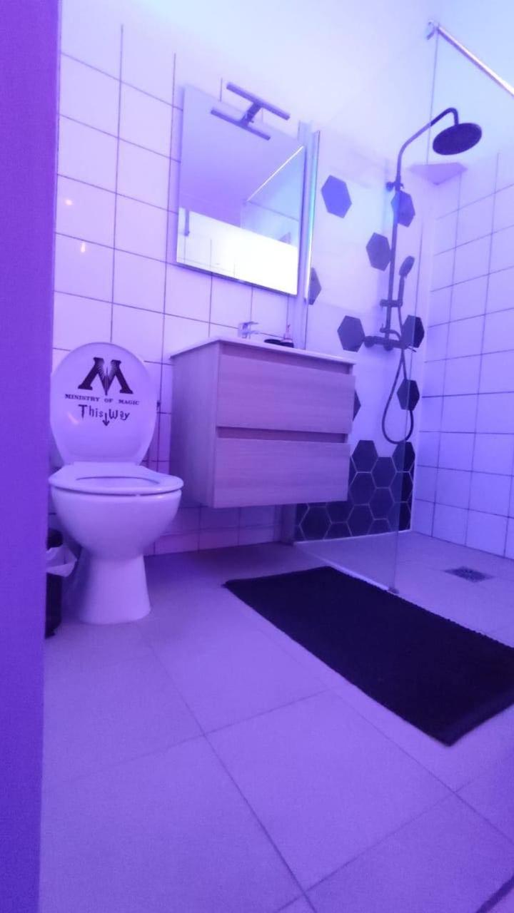 La Chambre Des Sorciers - Logement Independant Сент-Марі Екстер'єр фото